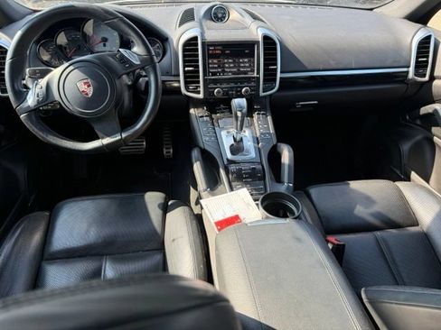 Used 2011 Porsche Cayenne S AWD/4WD image 16