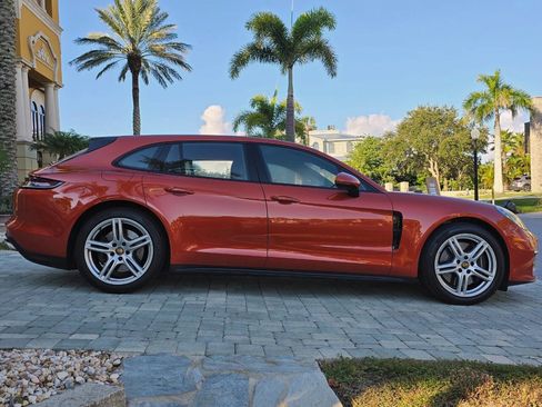 Used 2021 Porsche Panamera 4 image 45