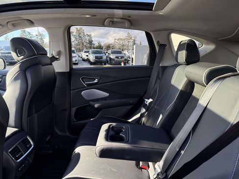 Used 2025 Acura RDX SH-AWD w/ Advance Package image 17