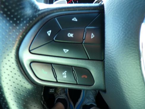Used 2025 Dodge Durango GT AWD/4WD image 18