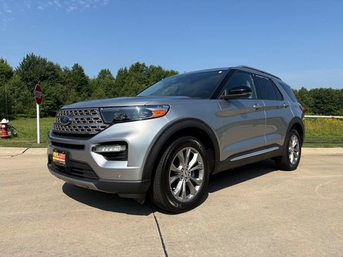 Used 2023 Ford Explorer Limited w/ Limited Technology Package AWD/4WD image 1