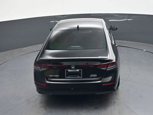 Used 2025 Honda Accord Sport image 25