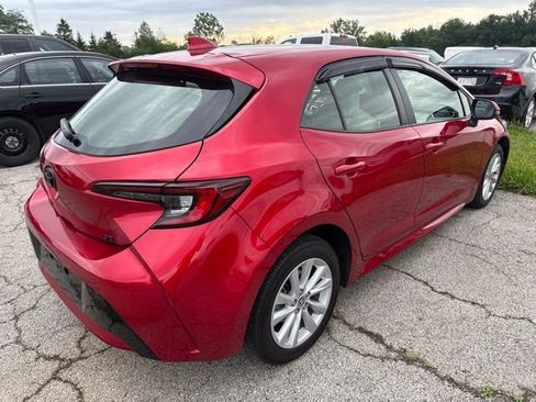 Used 2023 Toyota Corolla SE FWD image 6