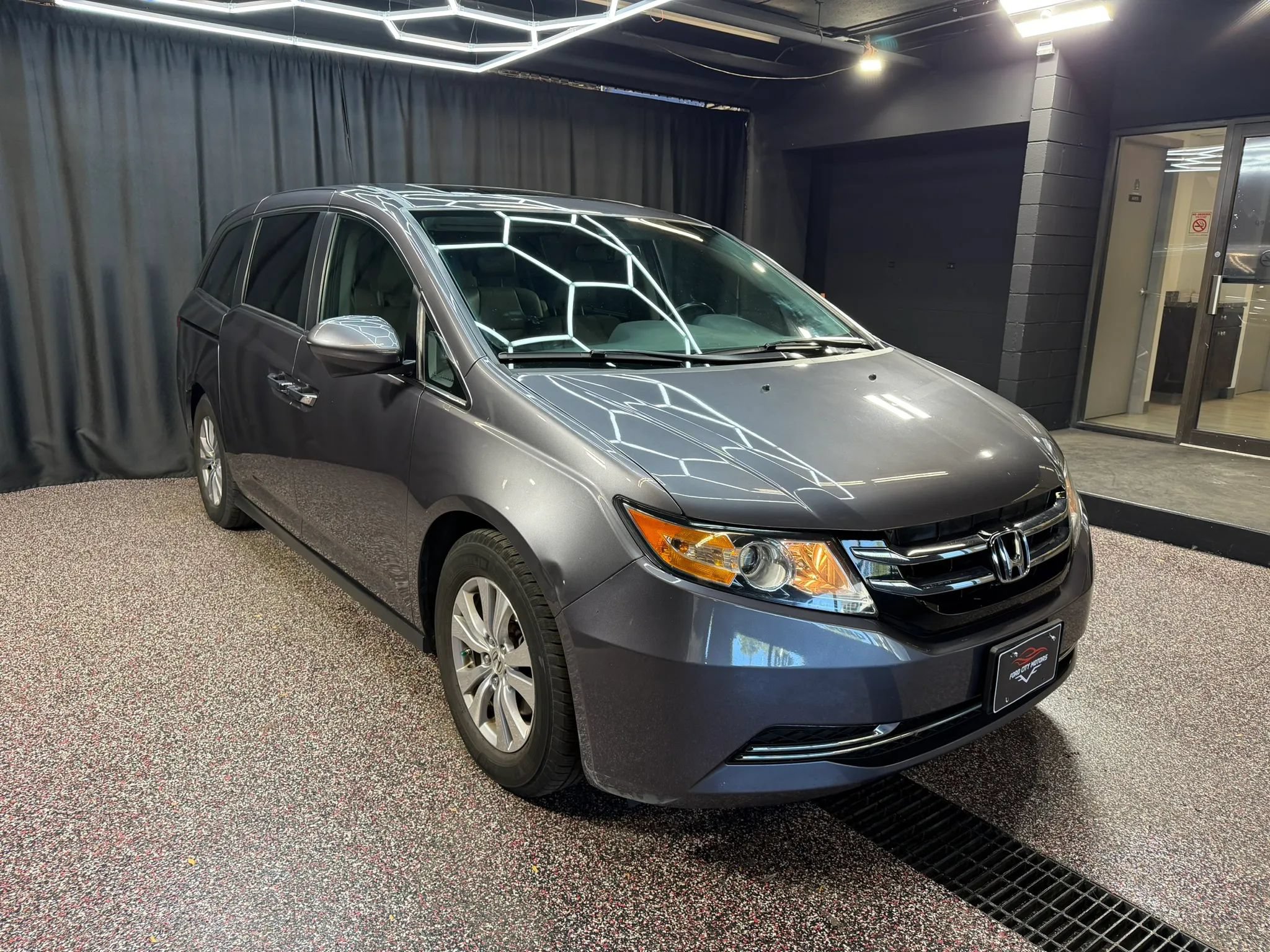 Used 2015 Honda Odyssey EX-L image 9