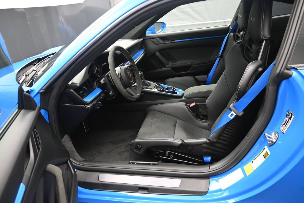 Used 2022 Porsche 911 GT3 RWD image 5