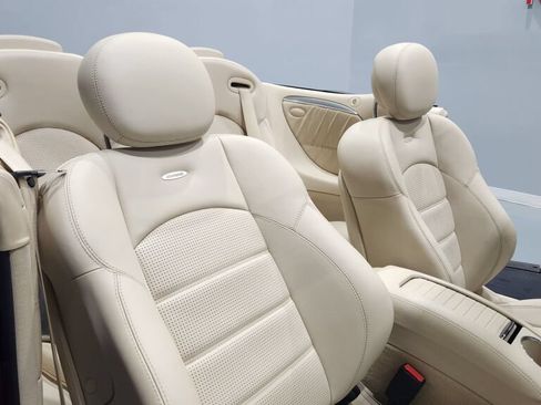 Used 2007 Mercedes-Benz CLK 63 AMG Cabriolet image 40