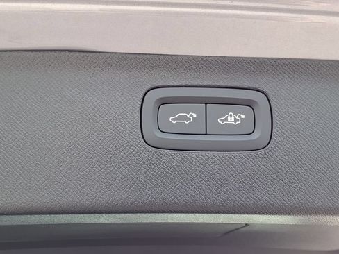 New 2026 Volvo XC90 B5 Core AWD/4WD image 12