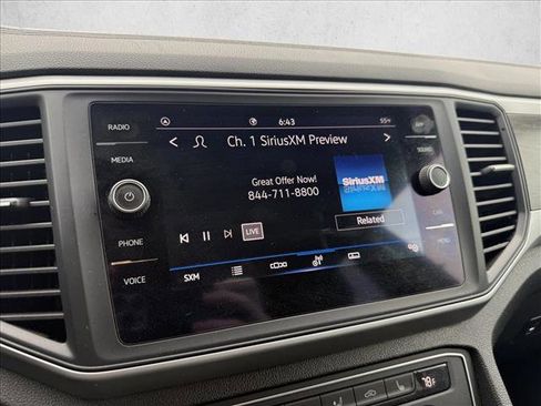 Used 2021 Volkswagen Atlas SE image 19
