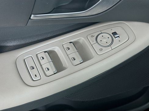 Used 2025 Hyundai Sonata SEL FWD image 15