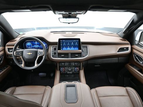 Used 2024 Chevrolet Tahoe High Country image 10