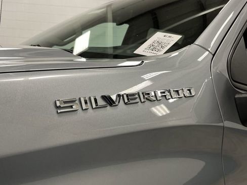 Used 2025 Chevrolet Silverado 1500 LT image 37