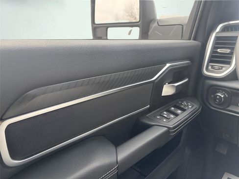 New 2026 RAM 3500 Big Horn AWD/4WD image 27