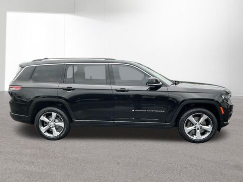 Used 2021 Jeep Grand Cherokee L Limited AWD/4WD image 2
