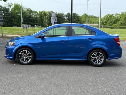 Used 2017 Chevrolet Sonic LT w/ Convenience Package FWD image 10