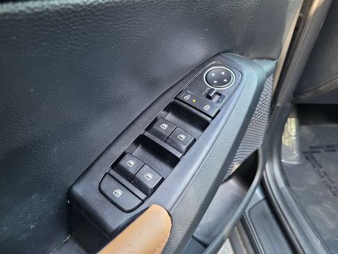 Used 2024 Kia Seltos EX AWD/4WD image 26