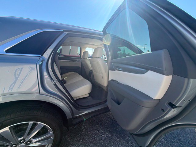 Used 2024 Cadillac XT5 Premium Luxury FWD image 18