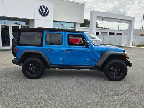 Used 2024 Jeep Wrangler Unlimited Sport AWD/4WD image 12