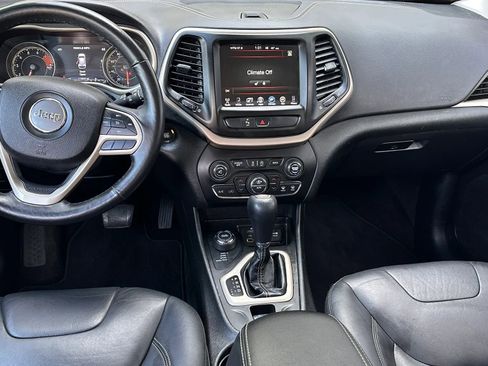 Used 2018 Jeep Cherokee Limited w/ High Altitude Package image 14