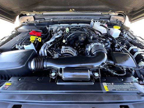 Used 2025 Jeep Gladiator Mojave image 31