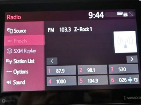 Used 2023 Toyota Tacoma TRD Sport AWD/4WD image 5