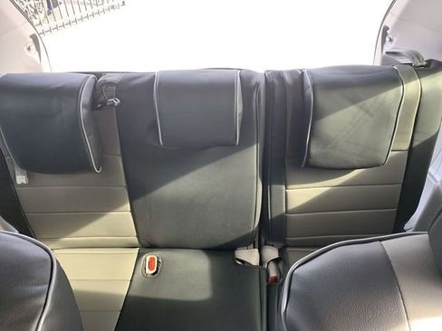 Used 2016 Toyota Highlander Limited image 33