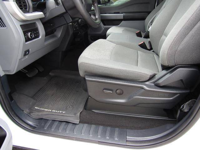 Used 2025 Ford F250 XLT AWD/4WD image 18