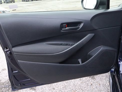 Used 2023 Toyota Corolla LE image 13