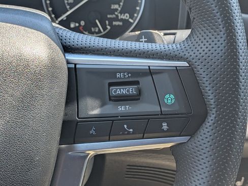 Used 2025 Mitsubishi Outlander SE FWD image 20