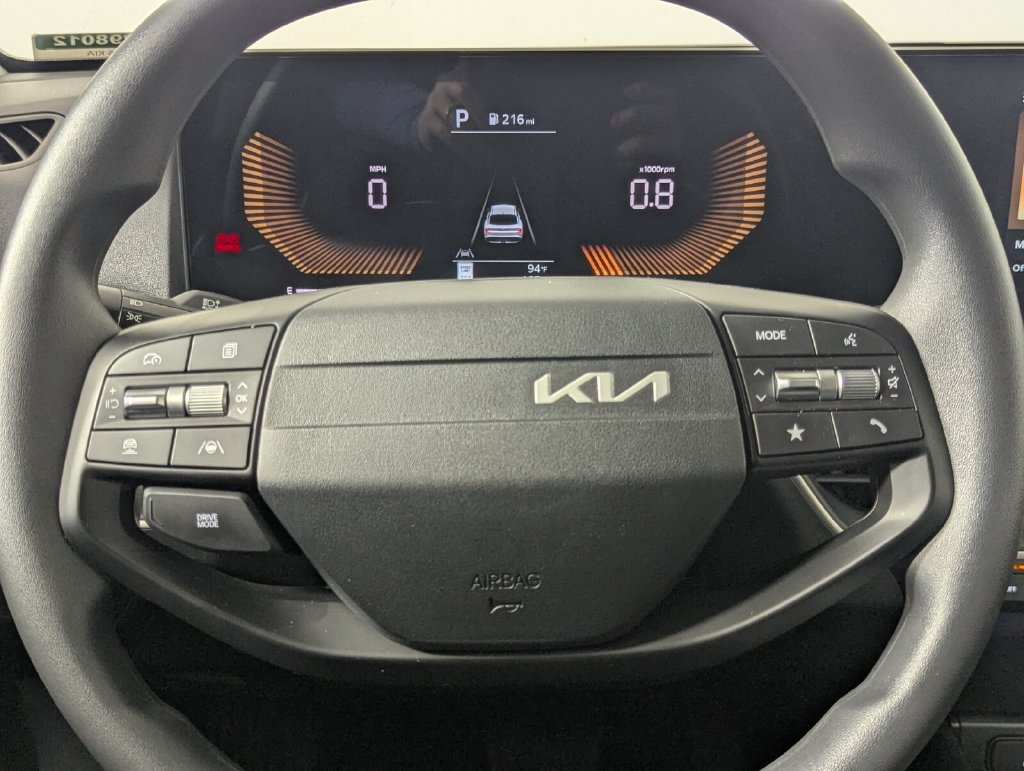 Used 2026 Kia K4 FWD image 16