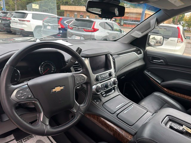 Used 2017 Chevrolet Tahoe Premier AWD/4WD image 16