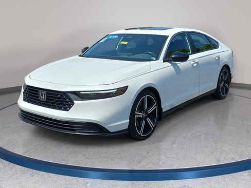 Used 2024 Honda Accord Sport image 1