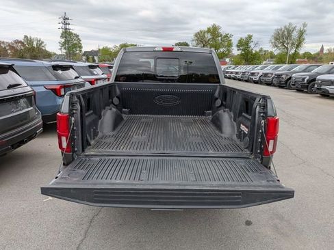 Used 2018 Ford F150 XLT w/ Equipment Group 302A Luxury AWD/4WD image 19