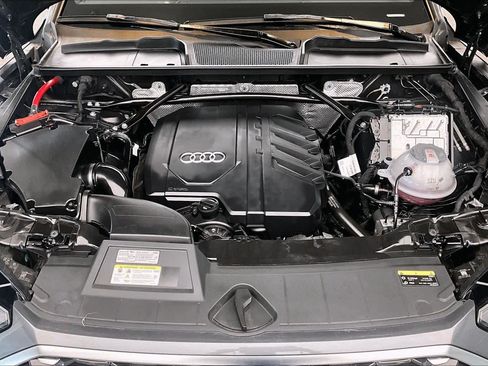 Certified 2023 Audi Q5 2.0T Premium Plus w/ Premium Plus Package AWD/4WD image 29