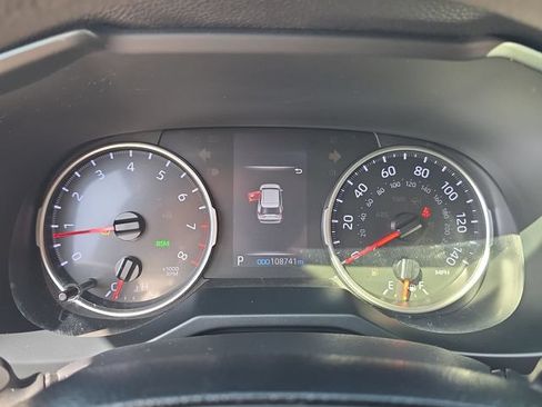 Used 2020 Toyota RAV4 LE w/ All Weather Liner Package AWD/4WD image 15