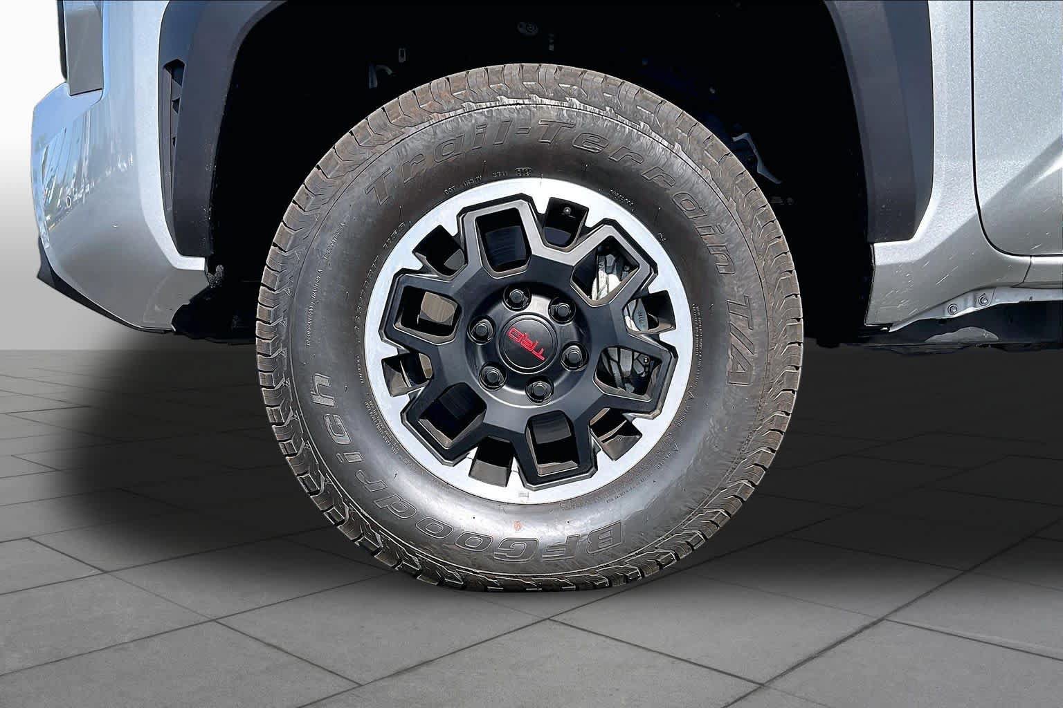 Used 2026 Toyota Tacoma TRD Off-Road w/ TRD Off Road Upgrade Package AWD/4WD image 10