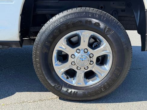 Used 2024 RAM 2500 Big Horn w/ Bed Utility Group AWD/4WD image 11