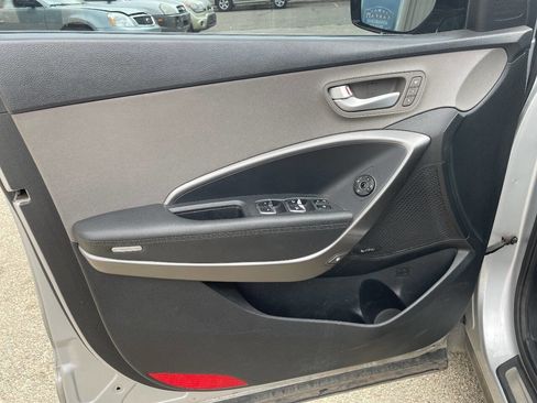 Used 2018 Hyundai Santa Fe Limited AWD/4WD image 14