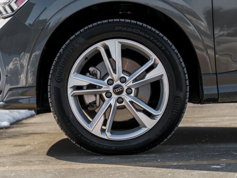 Certified 2024 Audi Q3 2.0T Premium Plus image 29