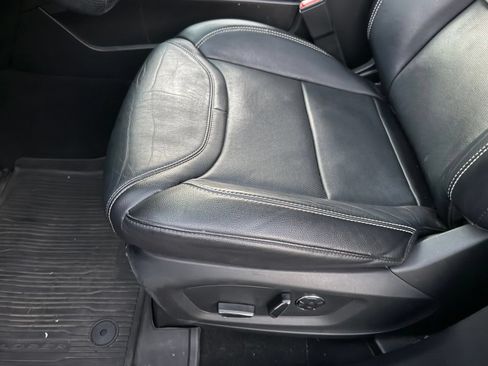 Used 2020 Ford Explorer ST w/ ST Street Pack AWD/4WD image 40