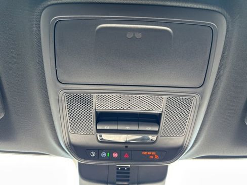 New 2026 Chevrolet Traverse Z71 w/ Enhanced Driving Package image 18