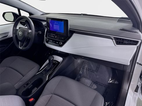 Used 2026 Toyota Corolla SE FWD image 27