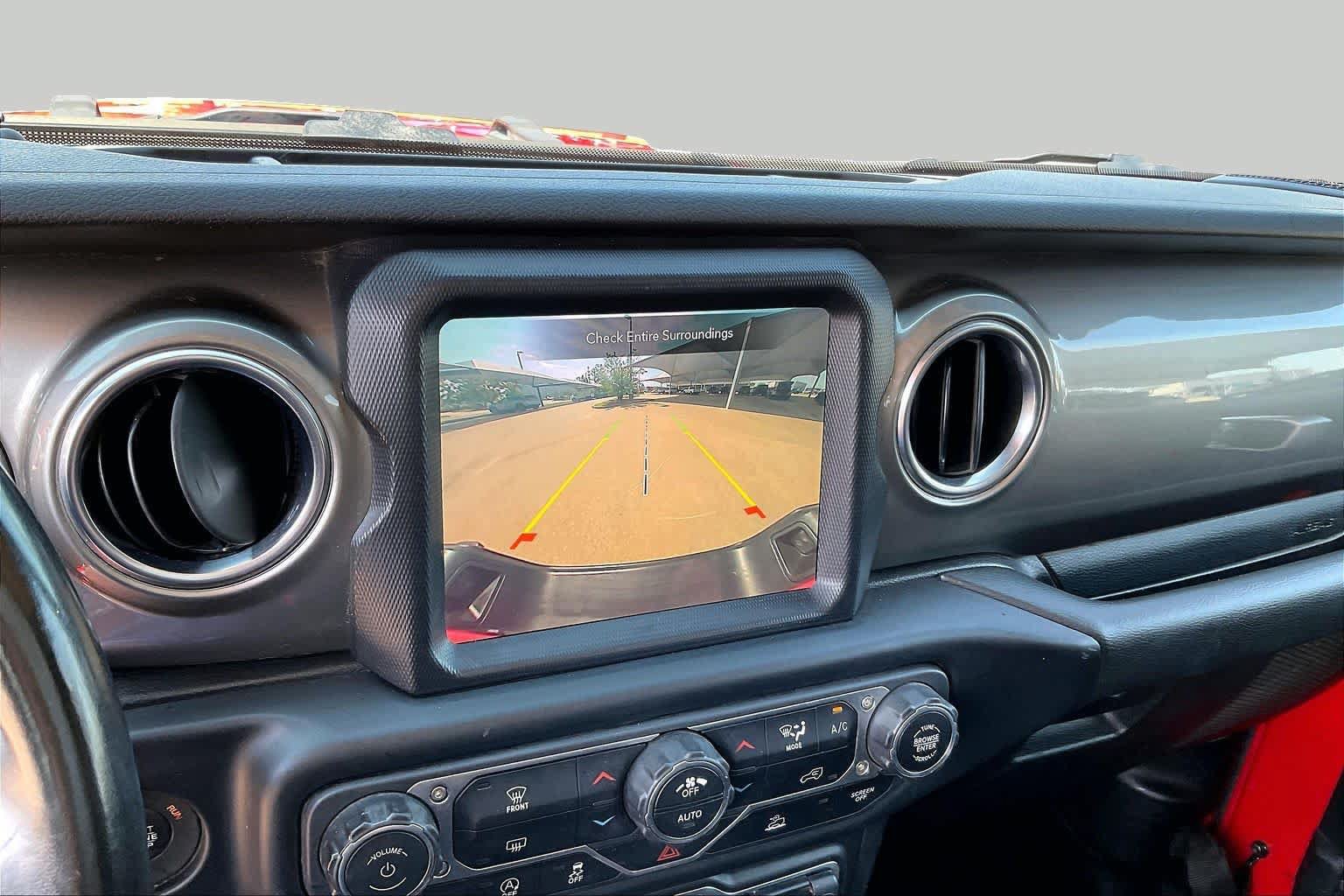 Used 2020 Jeep Gladiator Overland AWD/4WD image 26