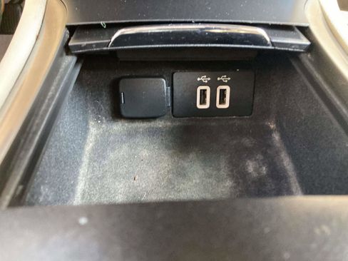 Used 2017 Lincoln MKC Reserve image 27