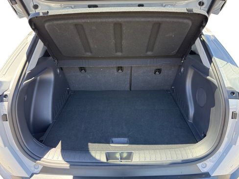 Used 2024 Hyundai Kona Limited FWD image 17