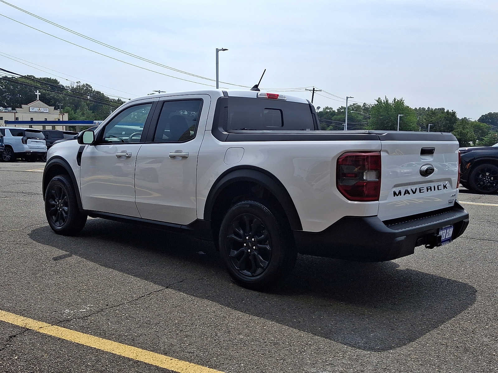 Used 2024 Ford Maverick Lariat w/ Black Appearance Package AWD/4WD image 4