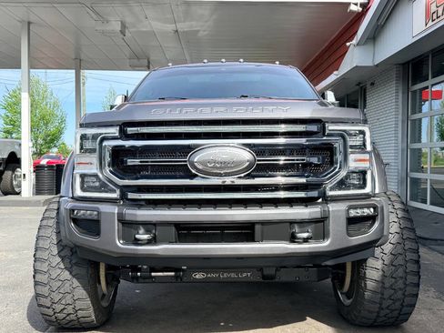 Used 2022 Ford F450 Platinum w/ FX4 Off-Road Package image 15