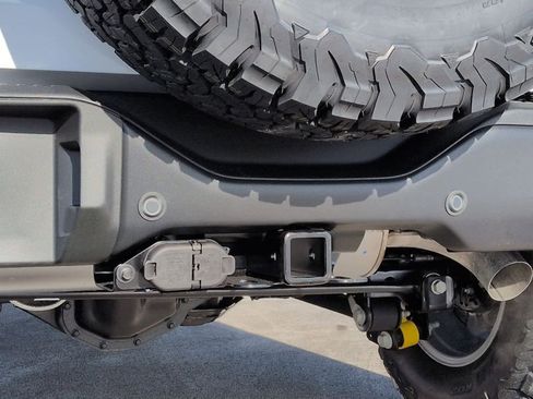 New 2025 Ford Bronco Badlands image 38