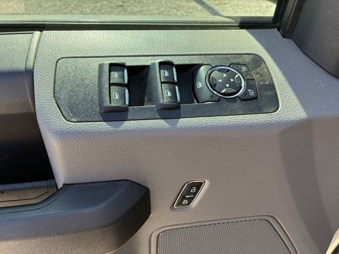 Used 2019 Ford F150 XL w/ Equipment Group 101A Mid image 6