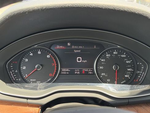Used 2023 Audi Q5 2.0T Premium w/ Convenience Package AWD/4WD image 21