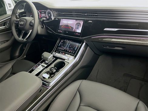New 2026 Audi Q8 Premium Plus image 29